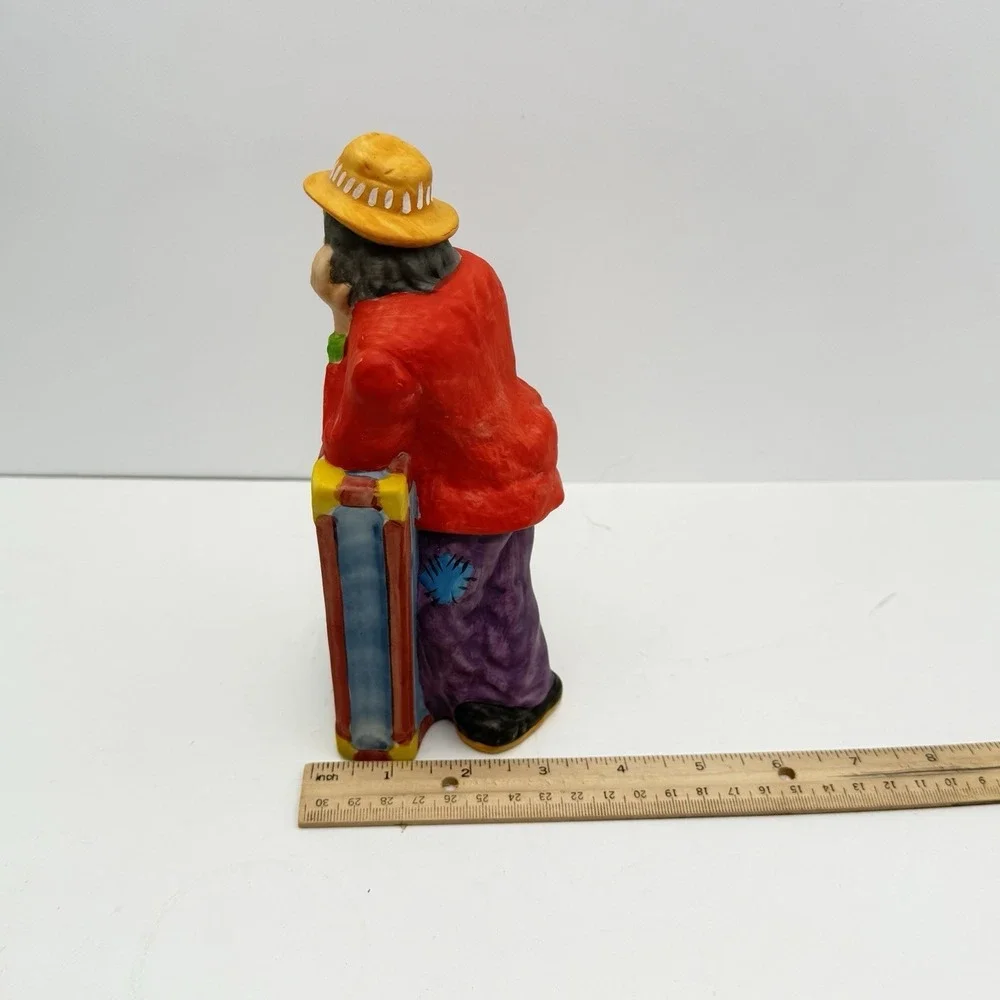 Vintage Emmett Kelly Jr. Sad Clown Figurine by Flambro Colorful Trunk 8